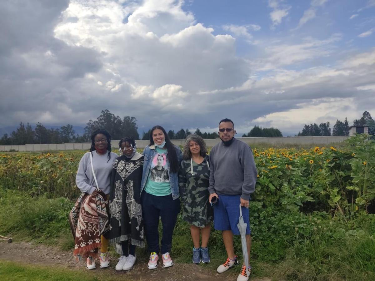 Hospedaje El Girasol Tababela Кіто Екстер'єр фото