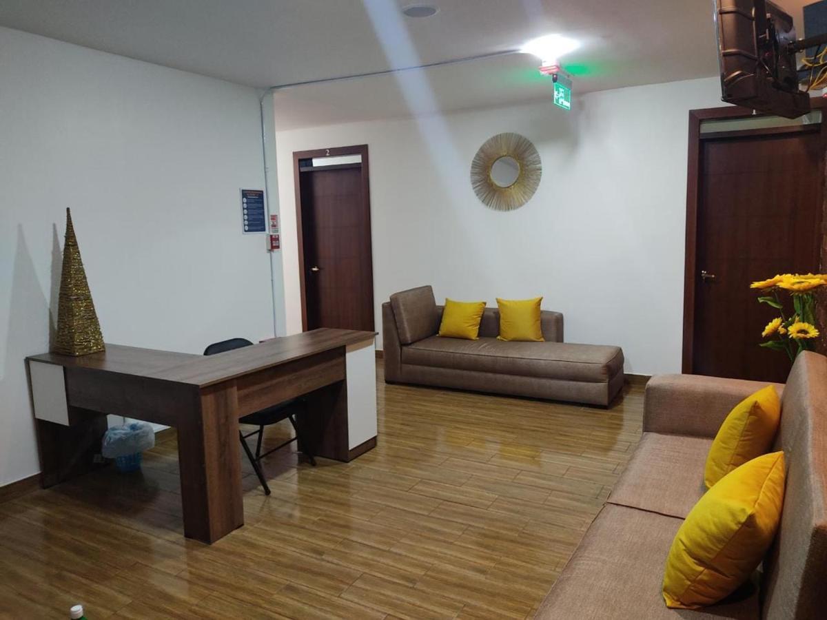 Hospedaje El Girasol Tababela Кіто Екстер'єр фото